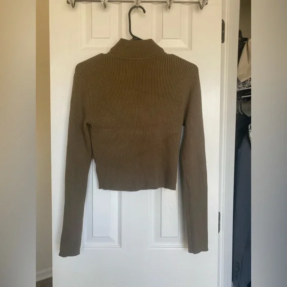 Zara Cut Out Sweater Olive green Large - Picture 6 of 8